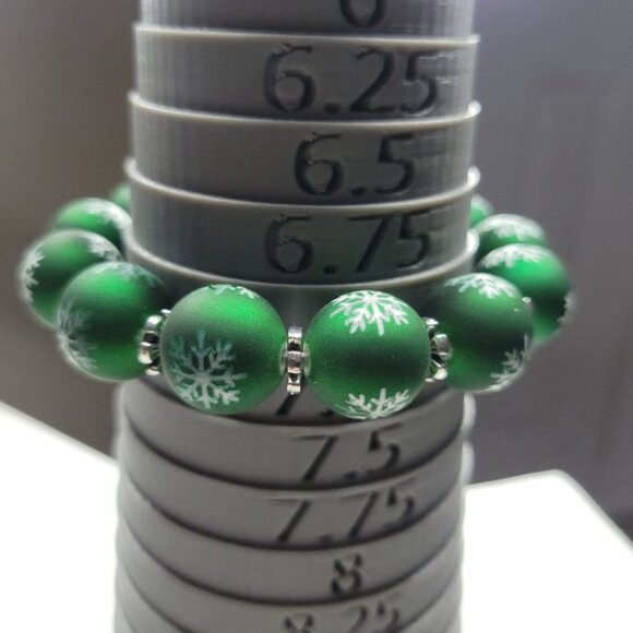 NWT Exclusive Flocked Christmas Stretch Bracelet Christmas Tree Green - Picture 2 of 4